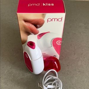 KISS 💋 PMD LIP PLUMPING SYSTEM💋 USED 2X